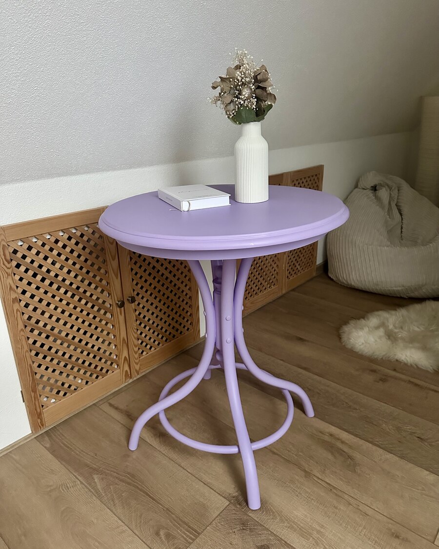 Lilac bistro table in situ